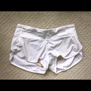 White lululemon speed up short